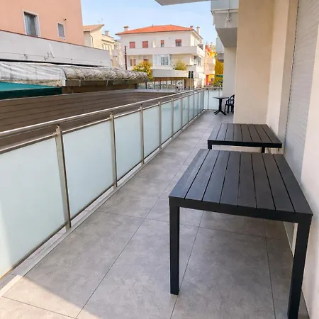 With Pool And Terrace 5 Min From Apartamento *