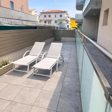 With Pool And Terrace 5 Min From *