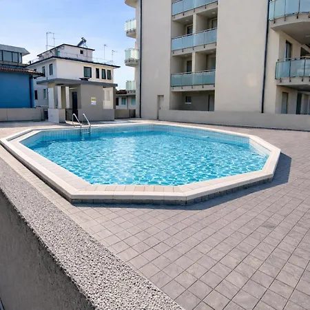 Apartamento With Pool And Terrace 5 Min From